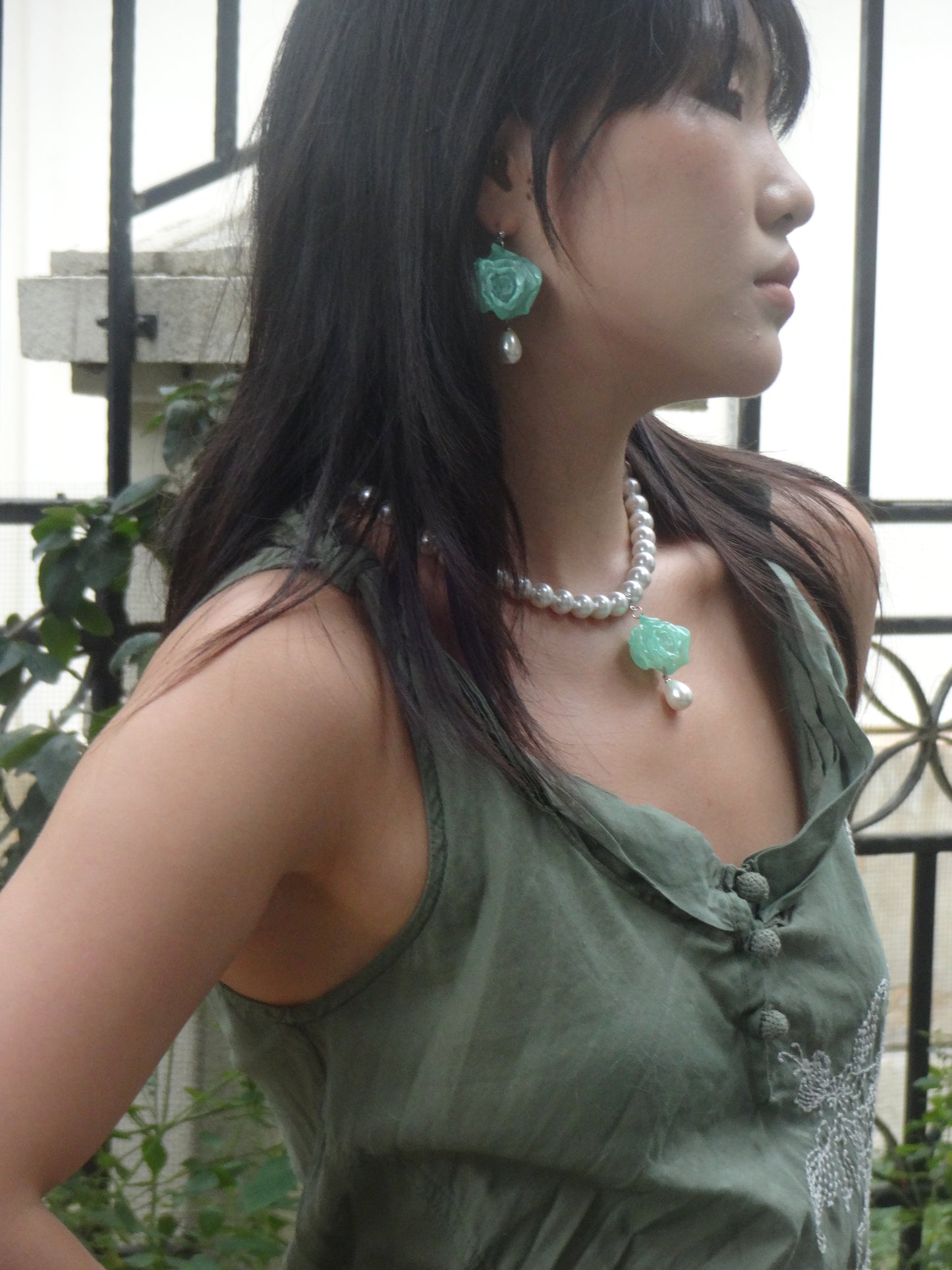 Rose Pearl Necklace