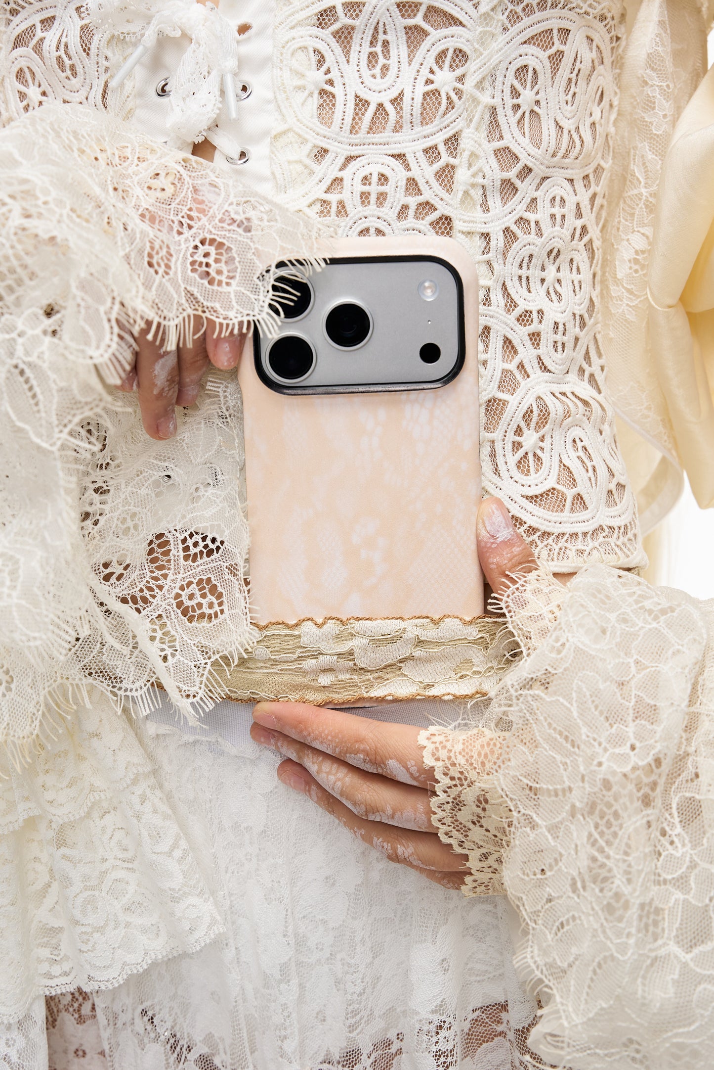 Lace Leather Phonecase