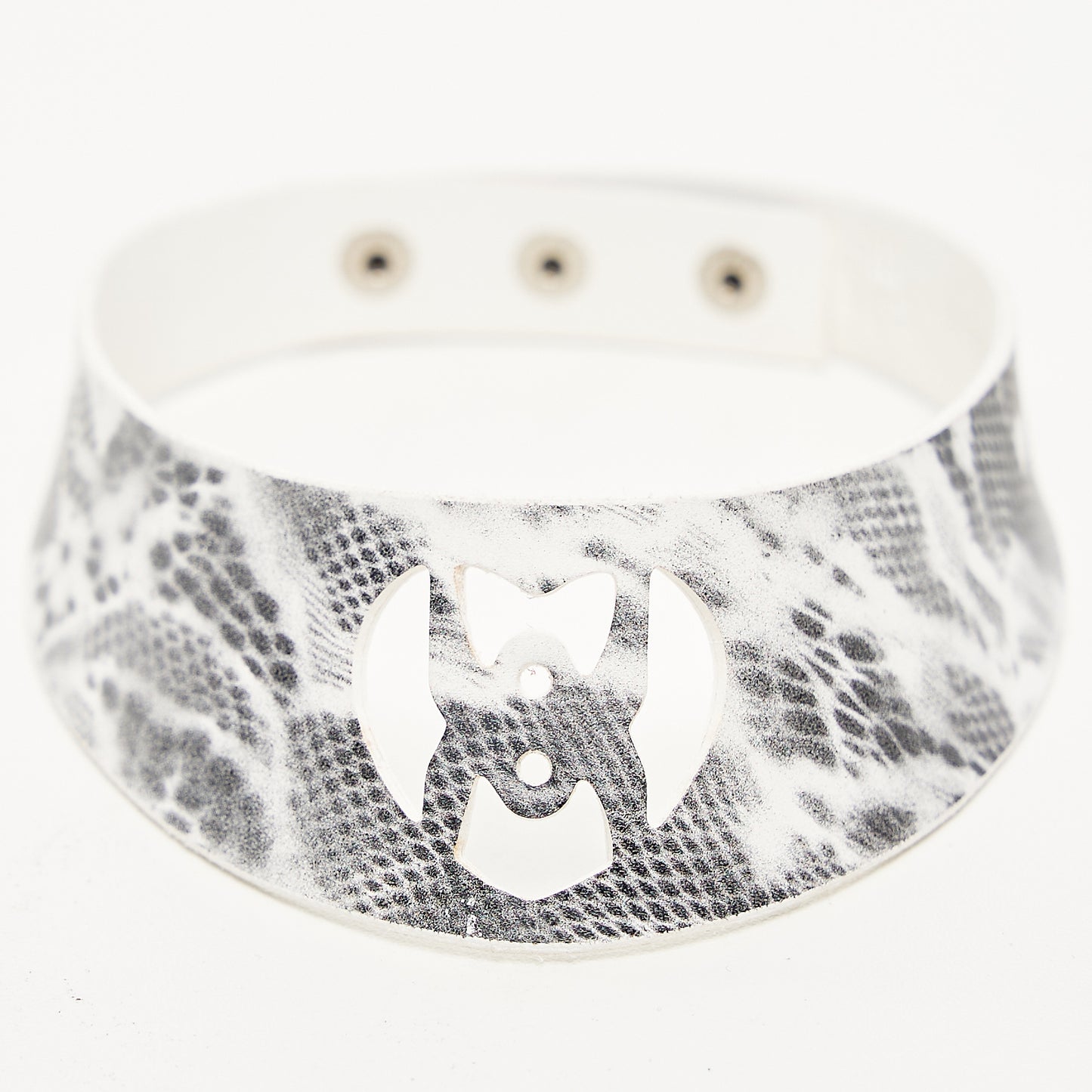 Heart Leather Choker