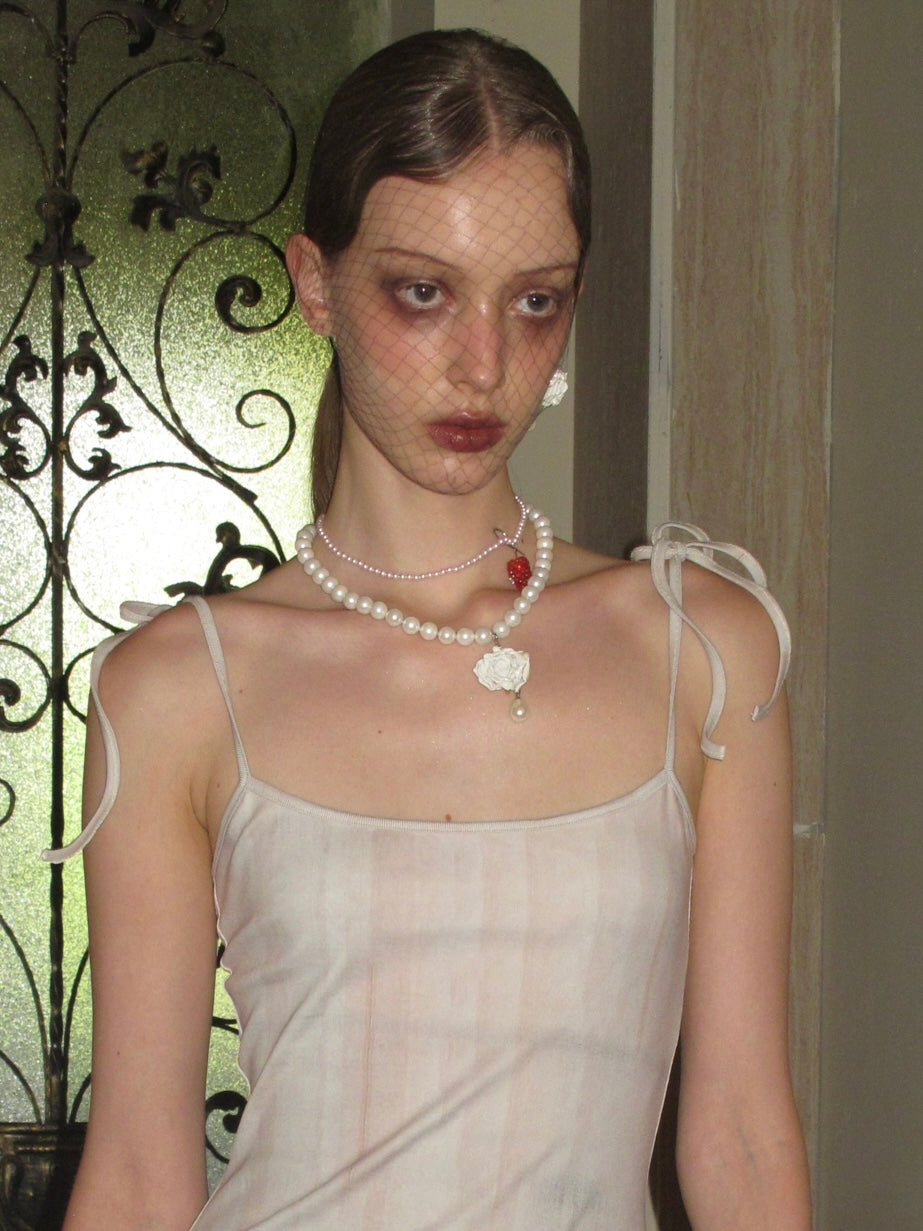 Rose Pearl Necklace