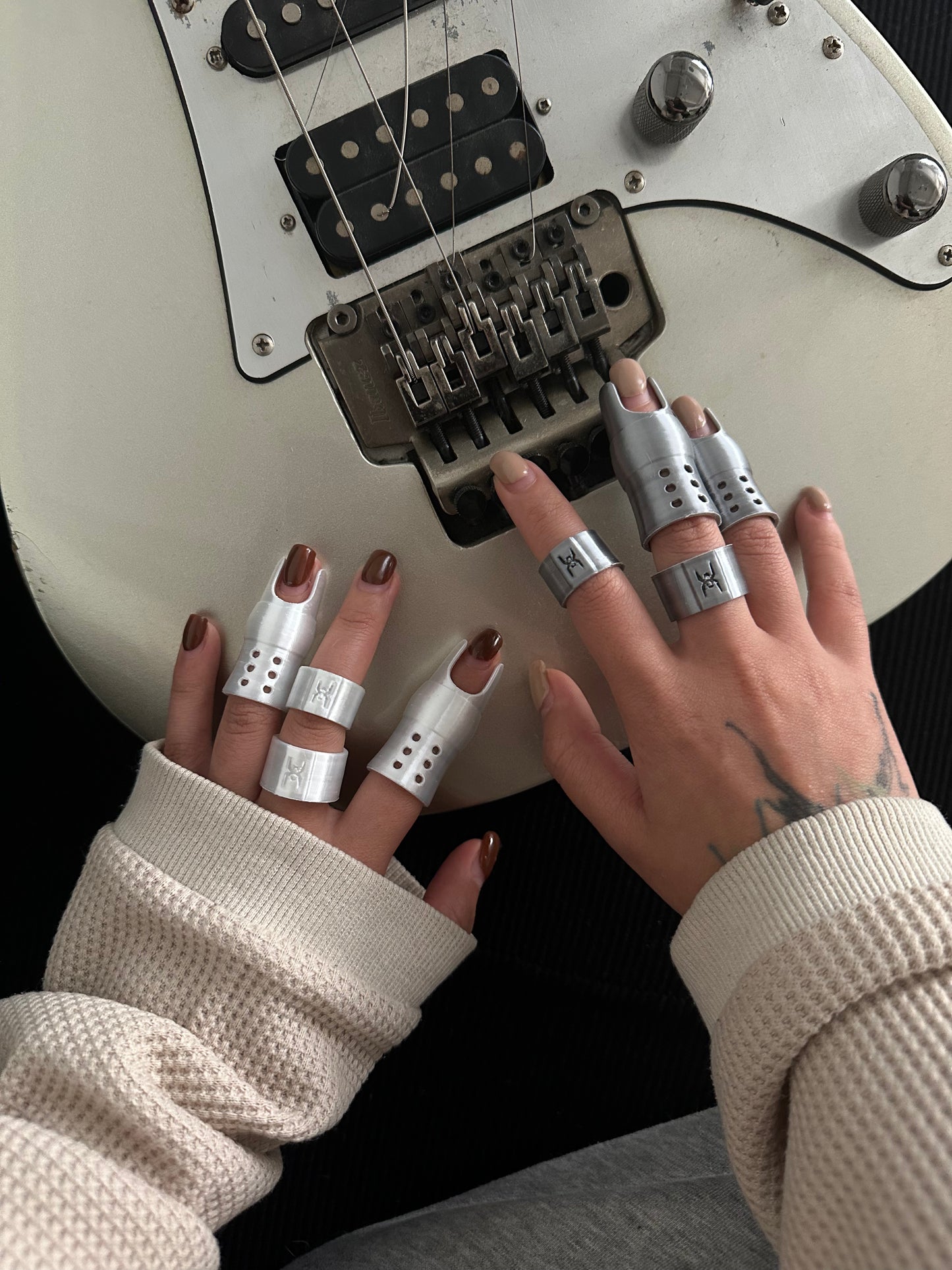 Fingerstall Ring