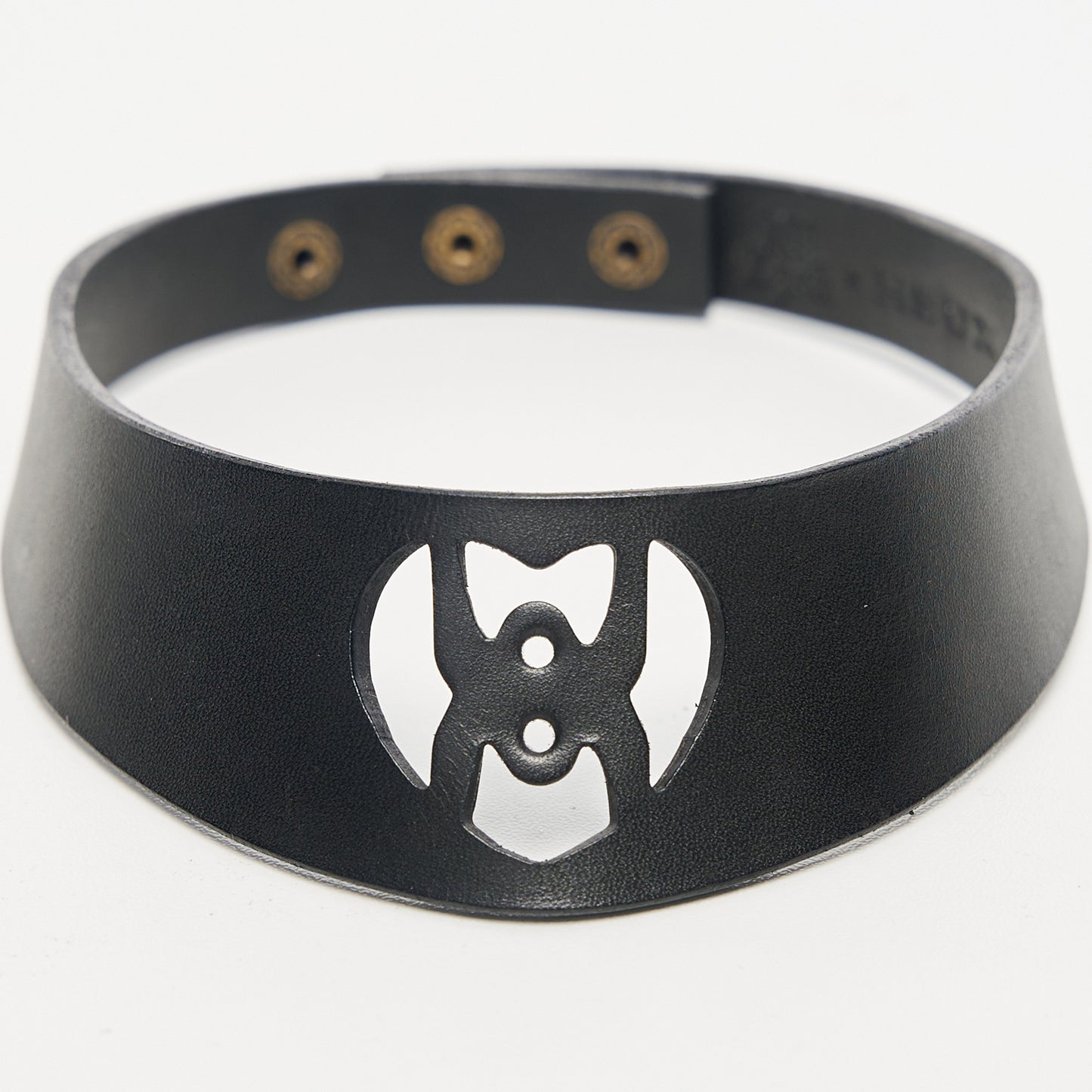 Heart Leather Choker